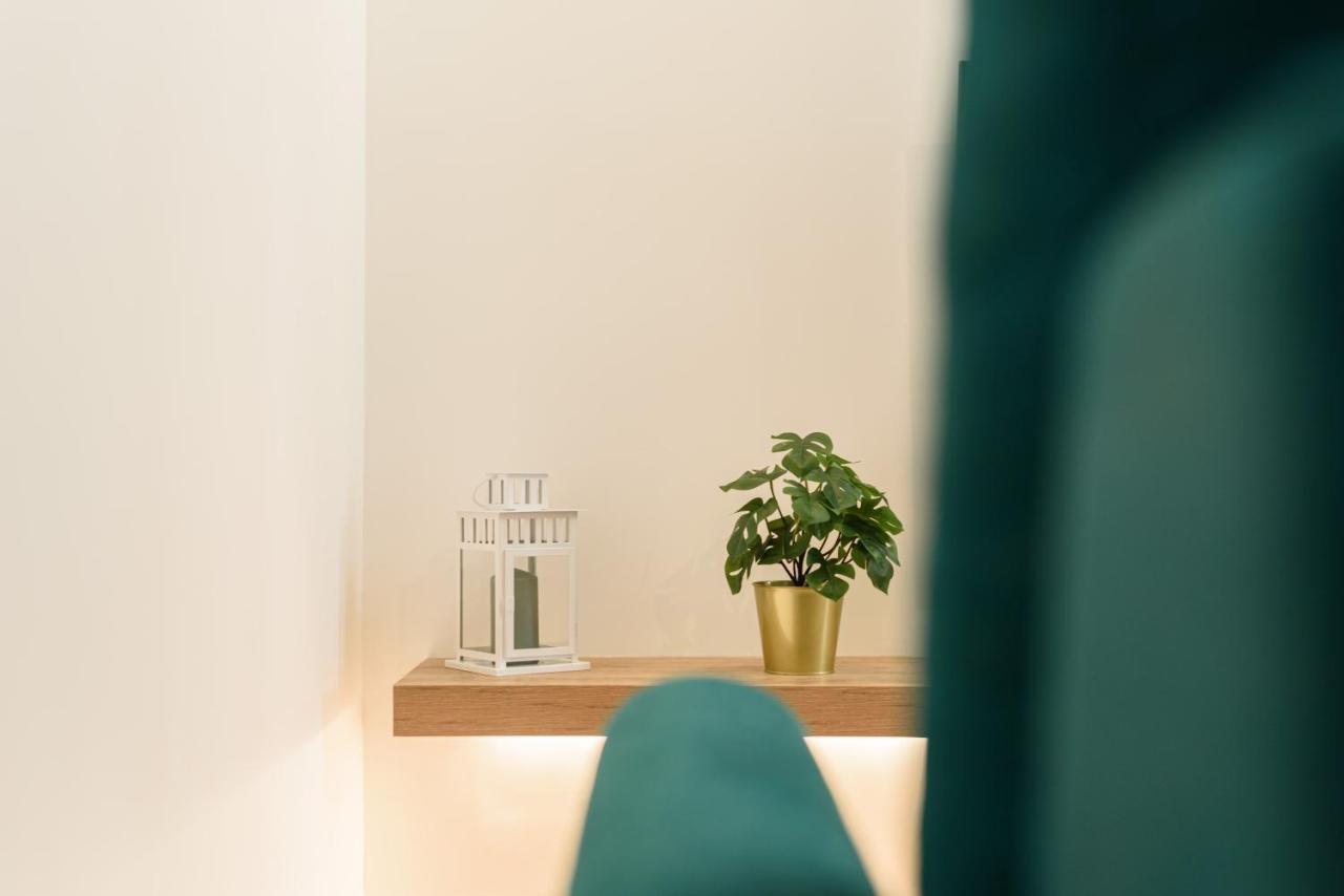 Guest House 121 Luxury Apartments Naples Extérieur photo